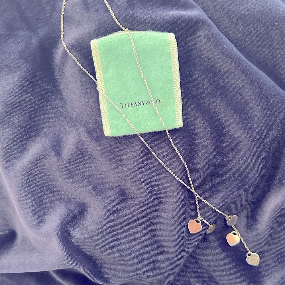 Authentic vintage Tiffany & Co Sterling Silver Heart Lariat Necklace